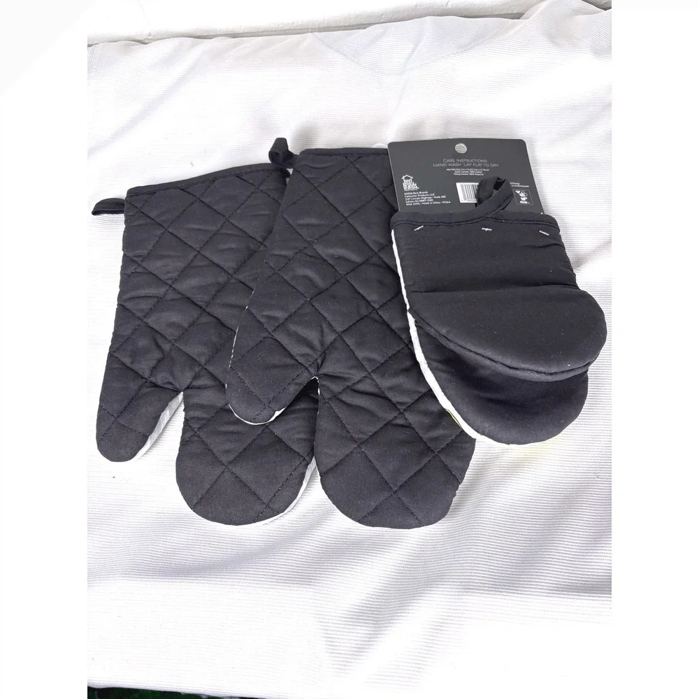 Disney Mickey Mouse Oven Mitt and Mini Mitt 3 Piece Set Grey White Stripes NEW